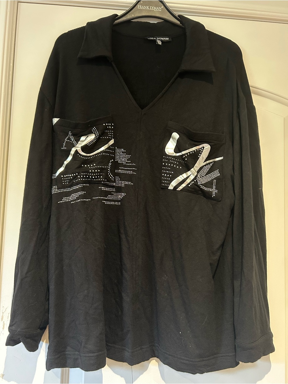 Linea Domani Black V-Neck Long Sleeve Pullover with Silver Pocket Accents